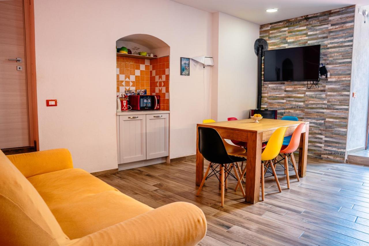 House I Gabbiani Apartment เลวานโต ภายนอก รูปภาพ